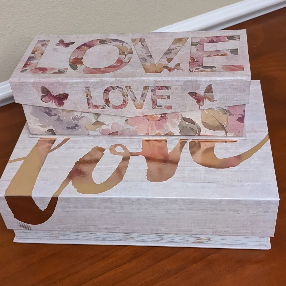 Floral and Gold Love Decorative Boxes Magnetic Closure Valentine's Day Gift